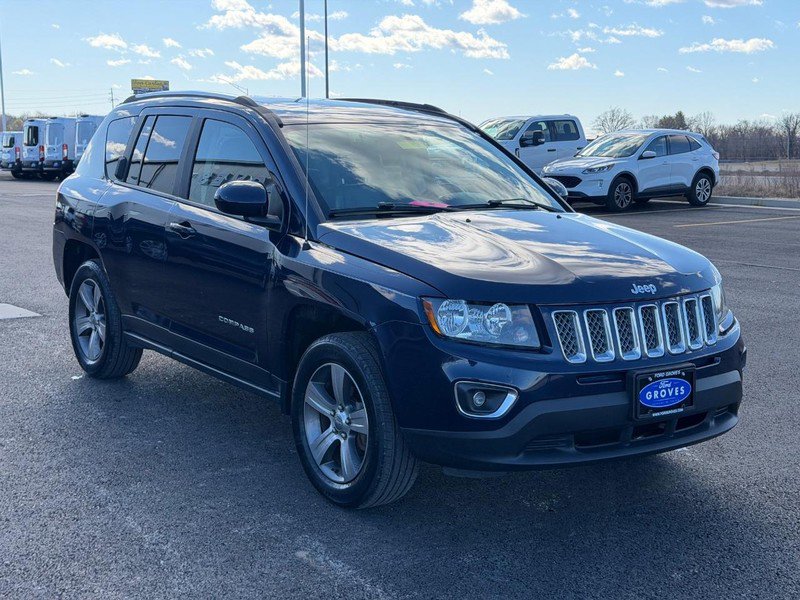 Used 2017 Jeep Compass High Altitude image 3