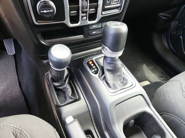 Used 2023 Jeep Wrangler Unlimited Sport AWD/4WD image 15