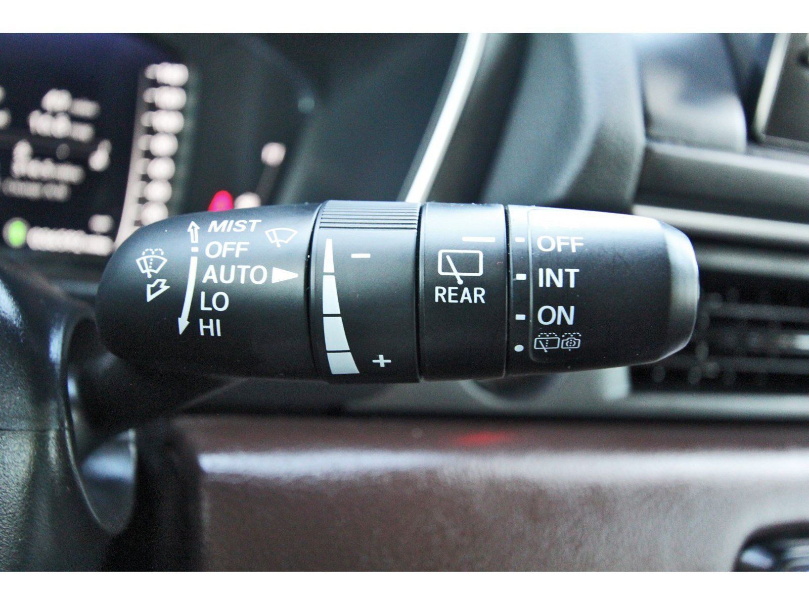 Used 2024 Honda Pilot Elite image 18