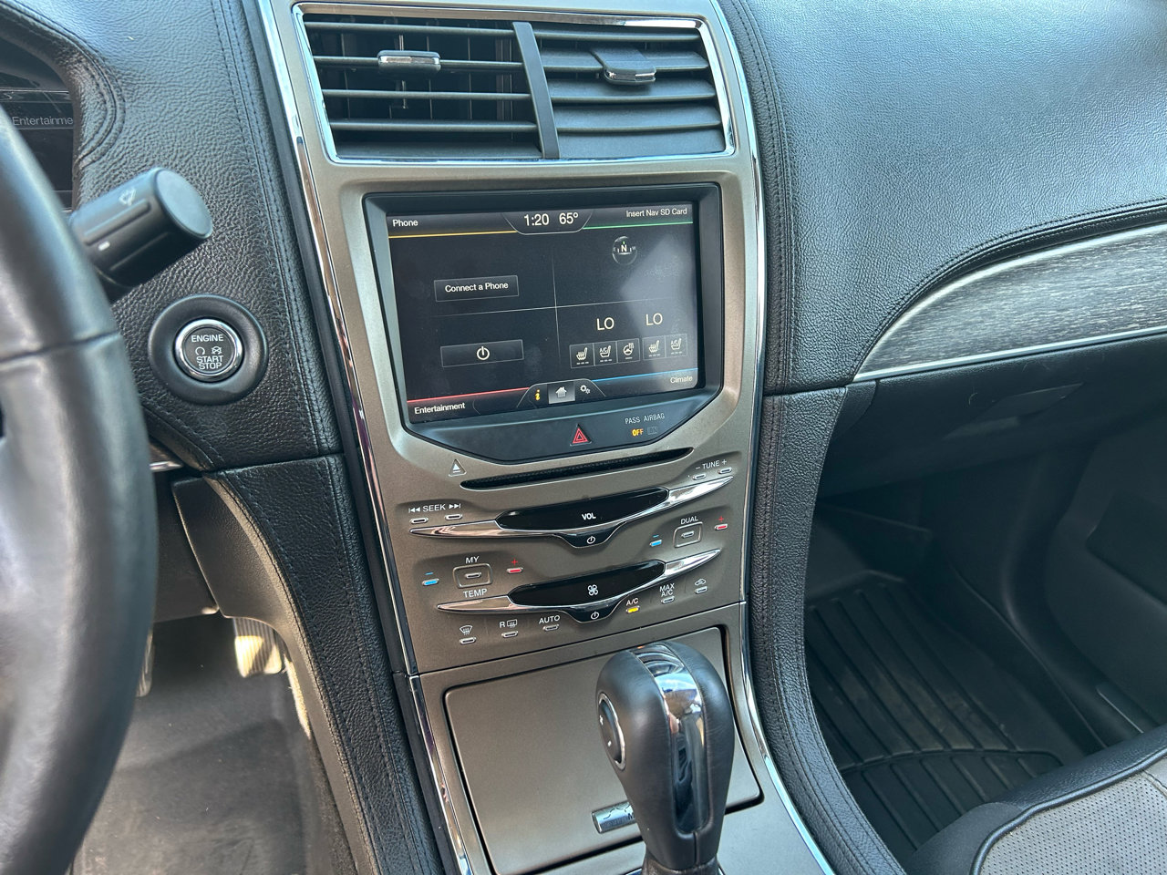 Used 2011 Lincoln MKX FWD w/ 101A Rapid Spec Order Code image 12