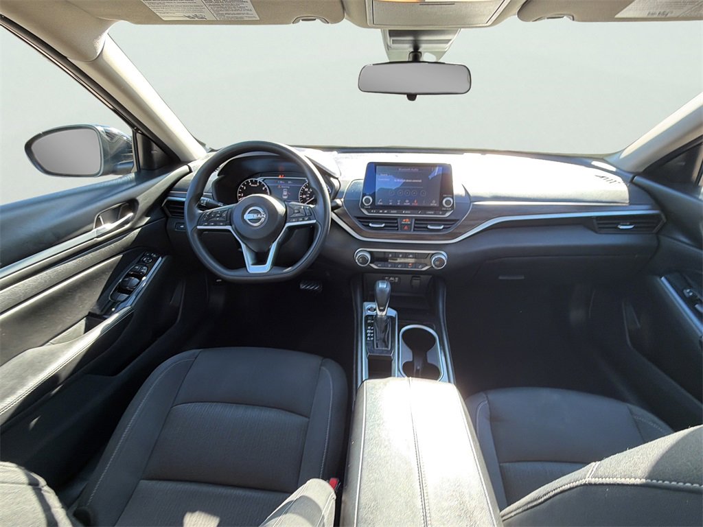 Used 2023 Nissan Altima 2.5 SV image 11