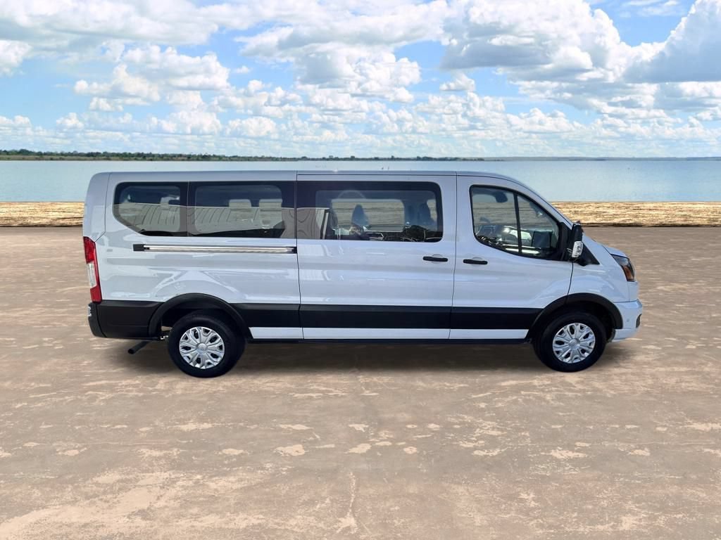 Certified 2023 Ford Transit 350 XLT RWD image 4