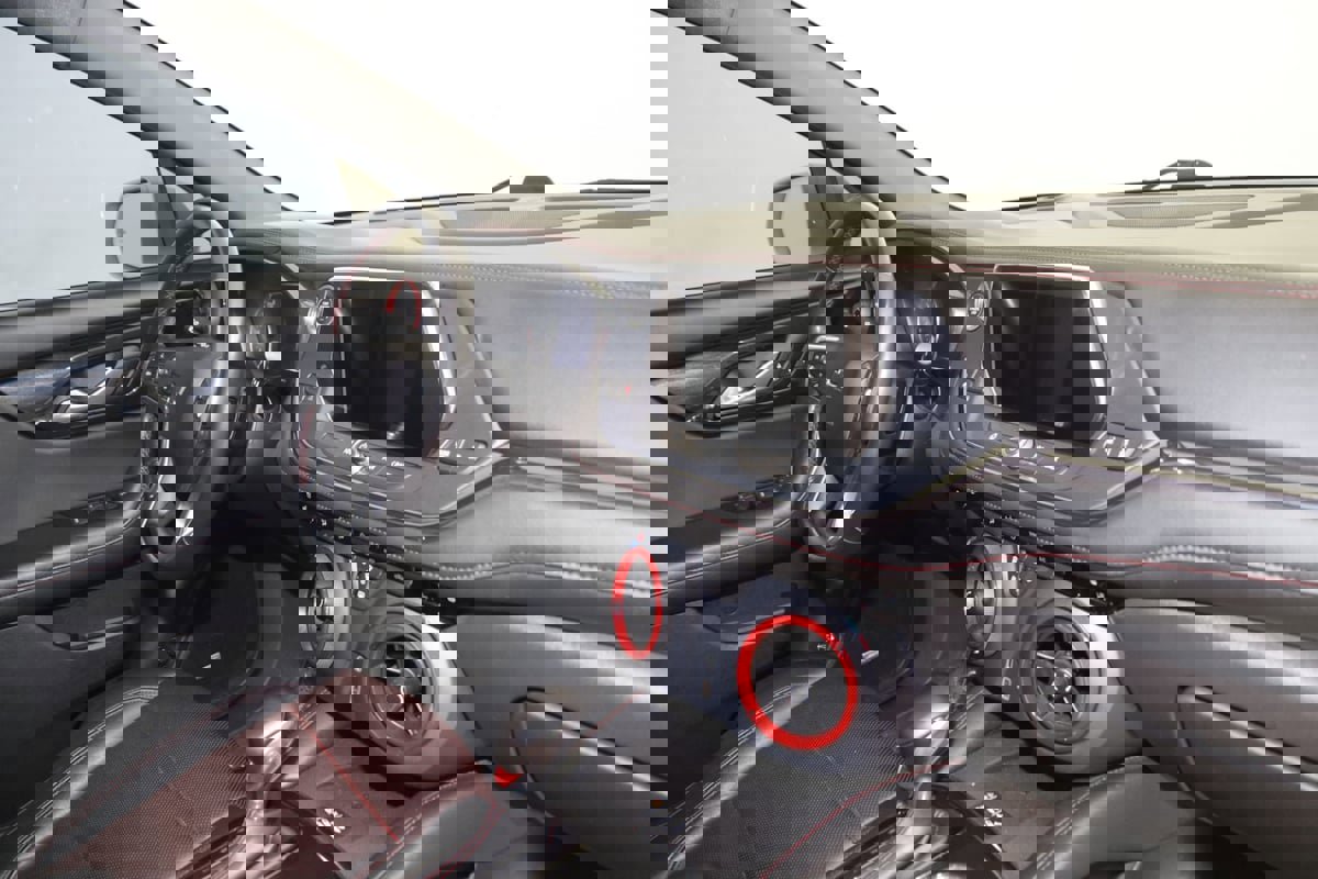 Used 2020 Chevrolet Blazer RS AWD/4WD image 44