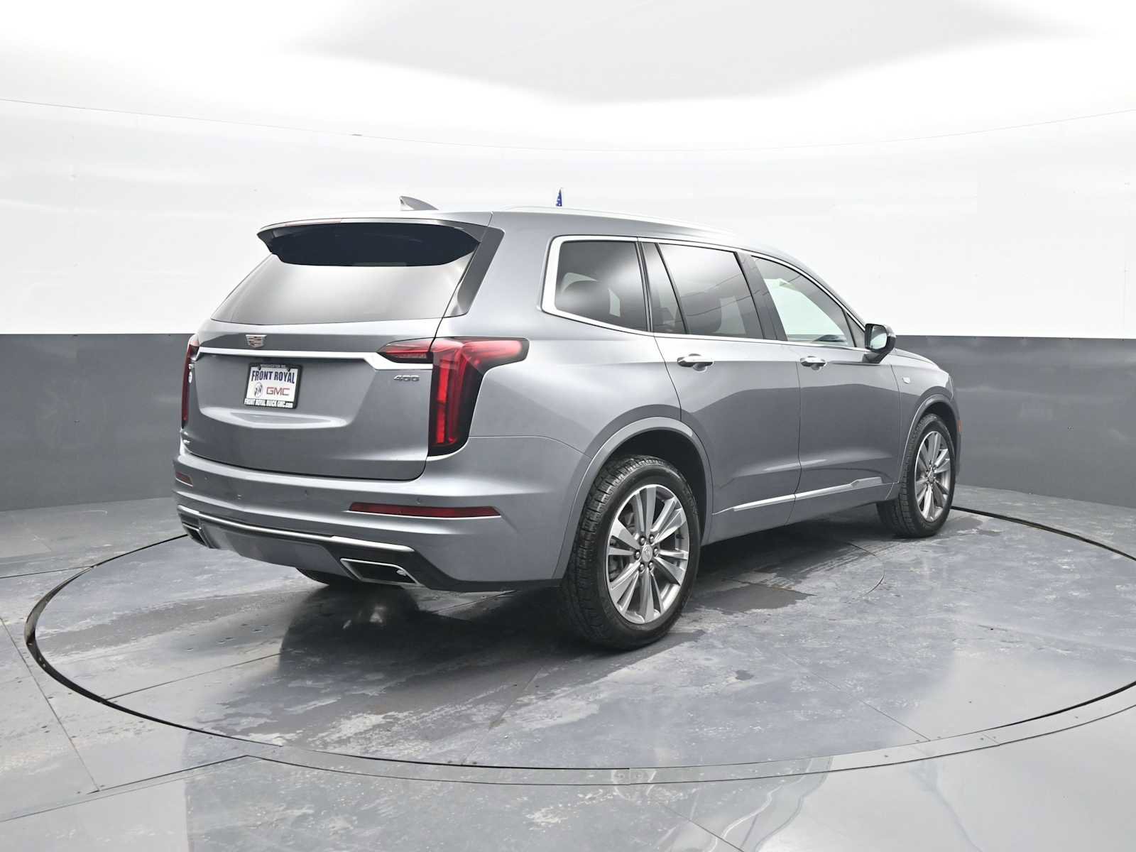 Used 2022 Cadillac XT6 Premium Luxury AWD/4WD image 7