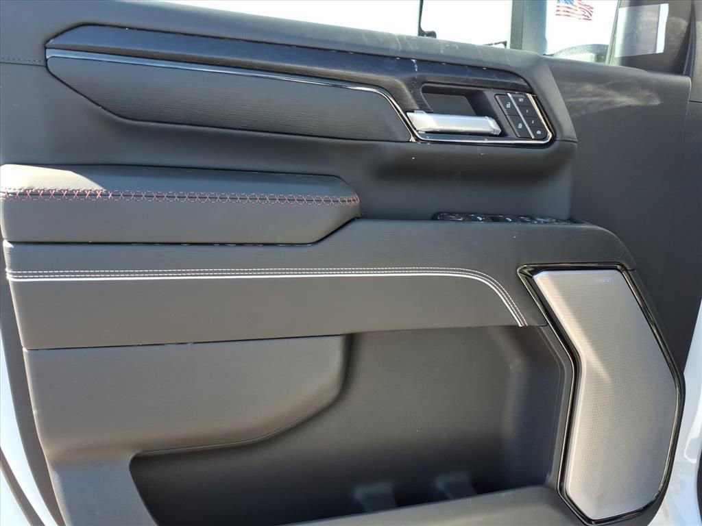 New 2026 GMC Sierra 2500 AT4X image 13