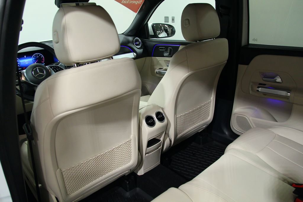 Certified 2025 Mercedes-Benz GLB 250 4MATIC image 28