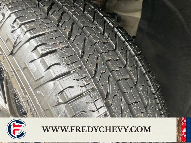 Used 2022 GMC Terrain AT4 w/ Tech Package image 35