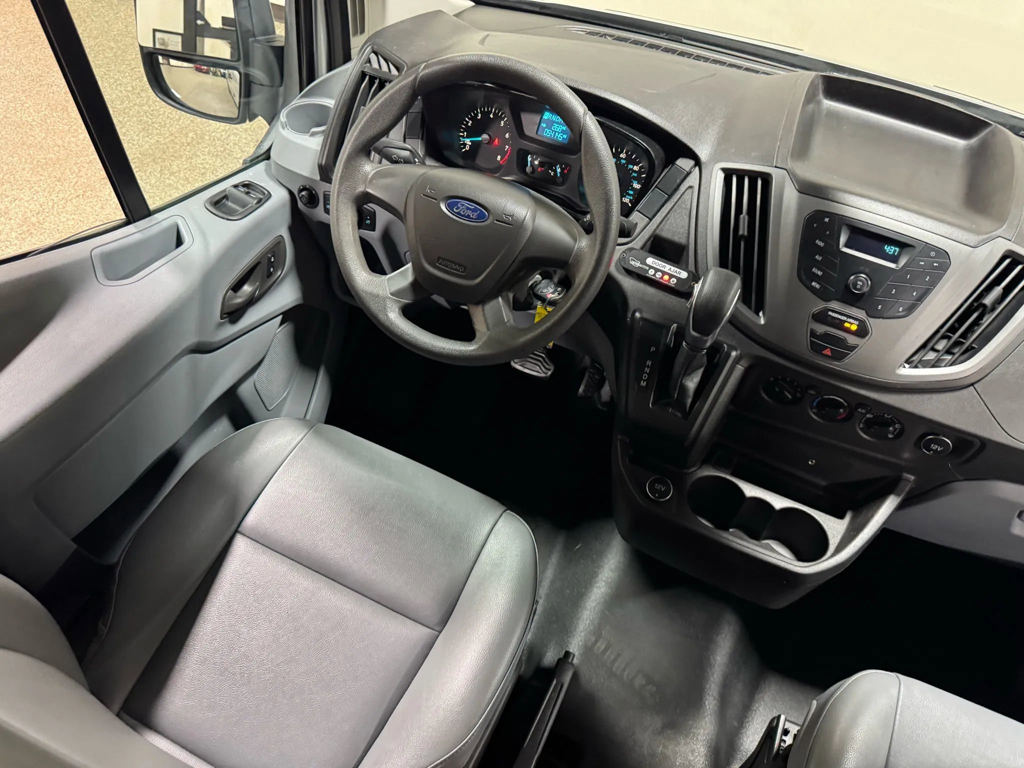 Used 2019 Ford Transit 250 148 Medium Roof image 38