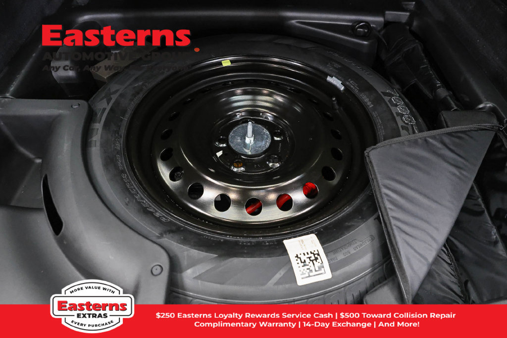 Used 2023 Jeep Grand Cherokee Overland AWD/4WD image 26