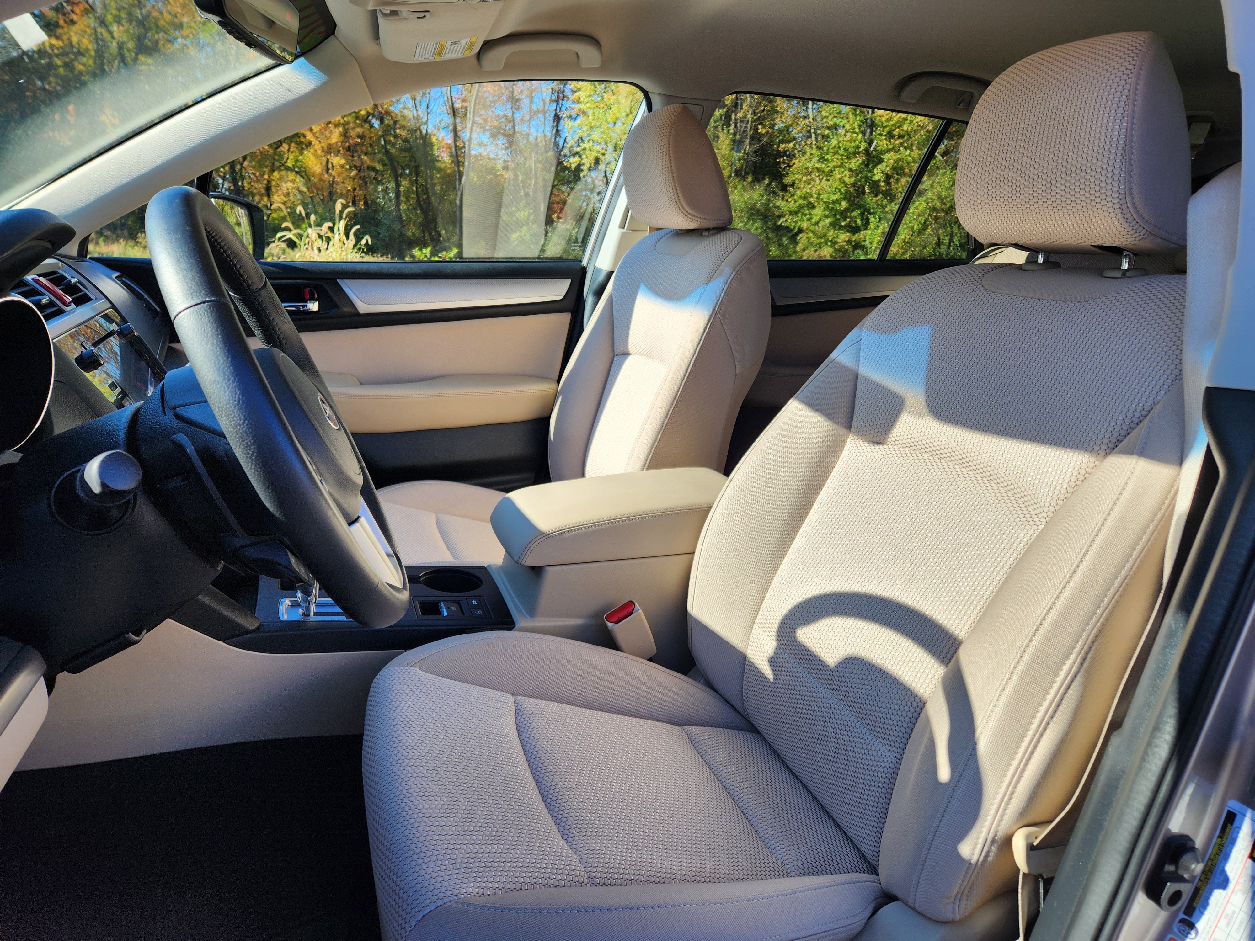 Used 2017 Subaru Outback 2.5i Premium AWD/4WD image 10