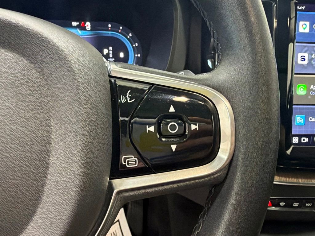 Used 2023 Volvo XC60 B5 Plus w/ Climate Package AWD/4WD image 16