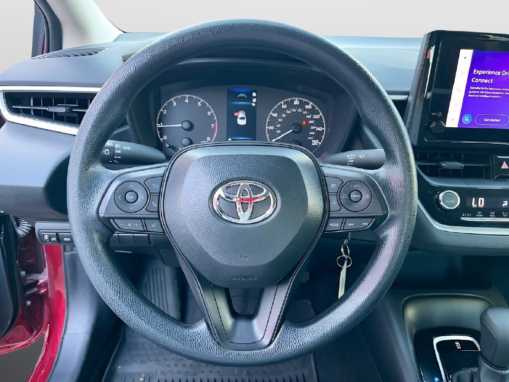 Used 2025 Toyota Corolla LE FWD image 11