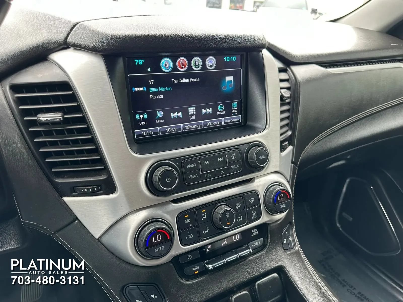 Used 2019 GMC Yukon XL SLT w/ HD Trailering Package AWD/4WD image 10