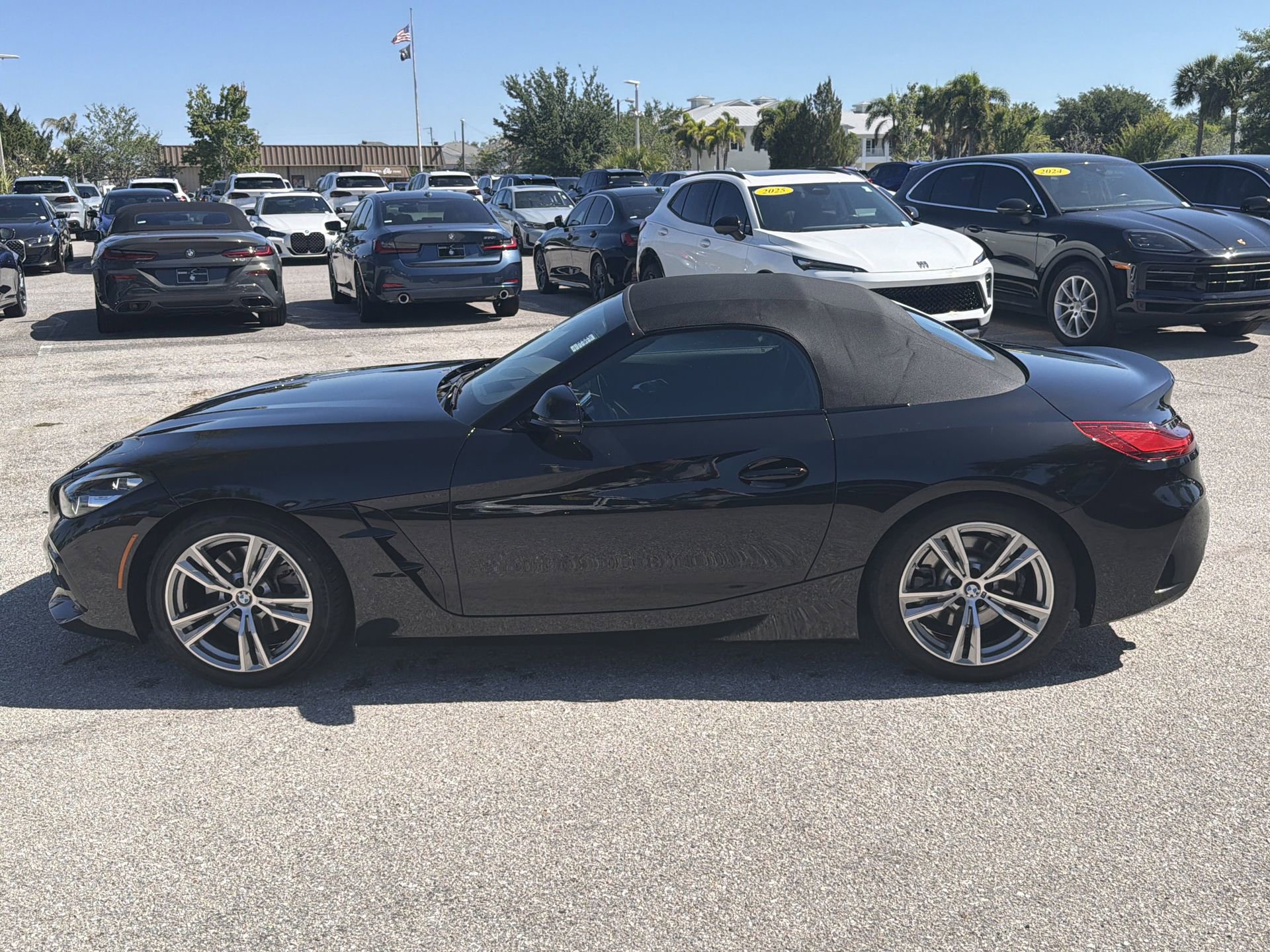 Certified 2026 BMW Z4 sDrive30i RWD image 7