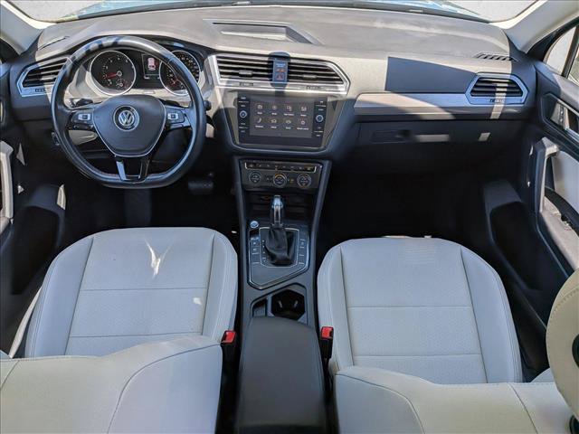 Used 2019 Volkswagen Tiguan SE w/ Panoramic Sunroof Package FWD image 18