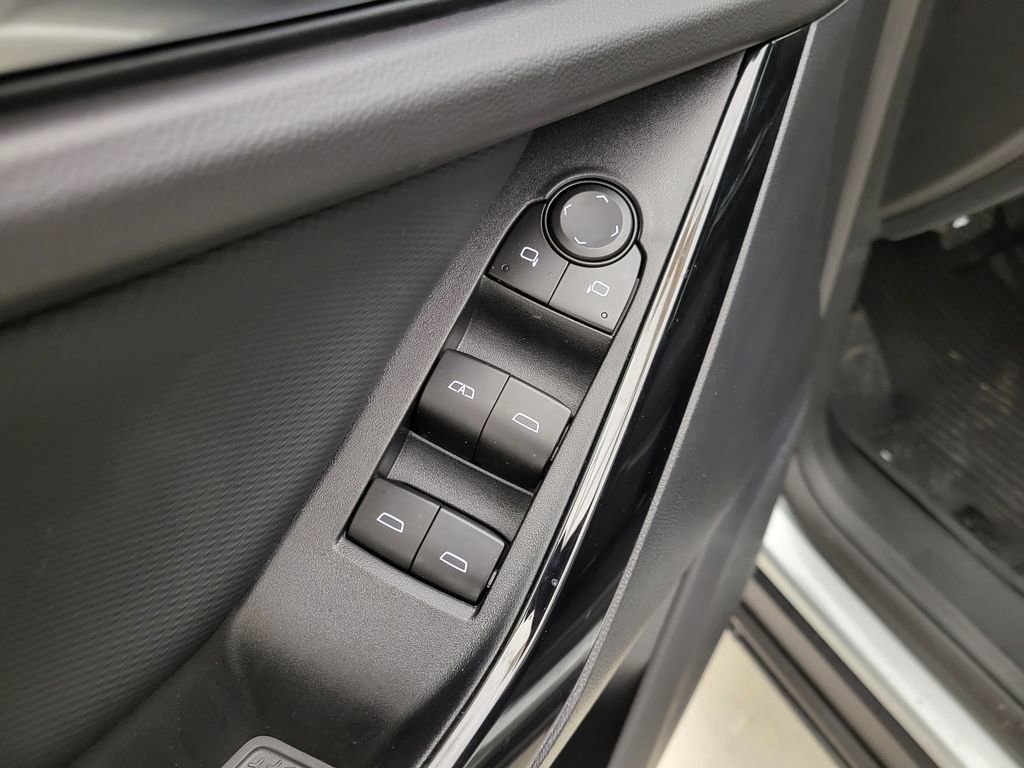 New 2026 Chevrolet Equinox LT w/ LPO, Floor Liner Package image 24