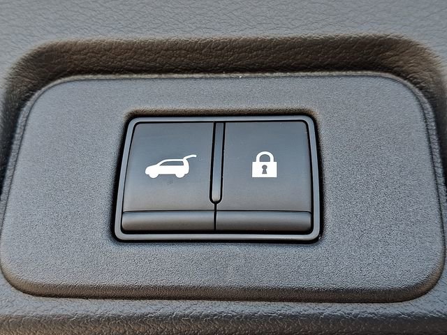 Used 2025 Nissan Rogue Platinum w/ Platinum Premium Package image 31