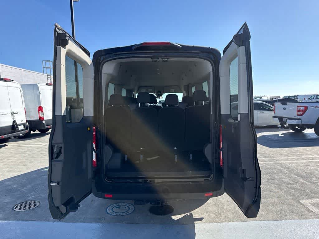 Used 2025 Ford Transit 350 XLT RWD image 9
