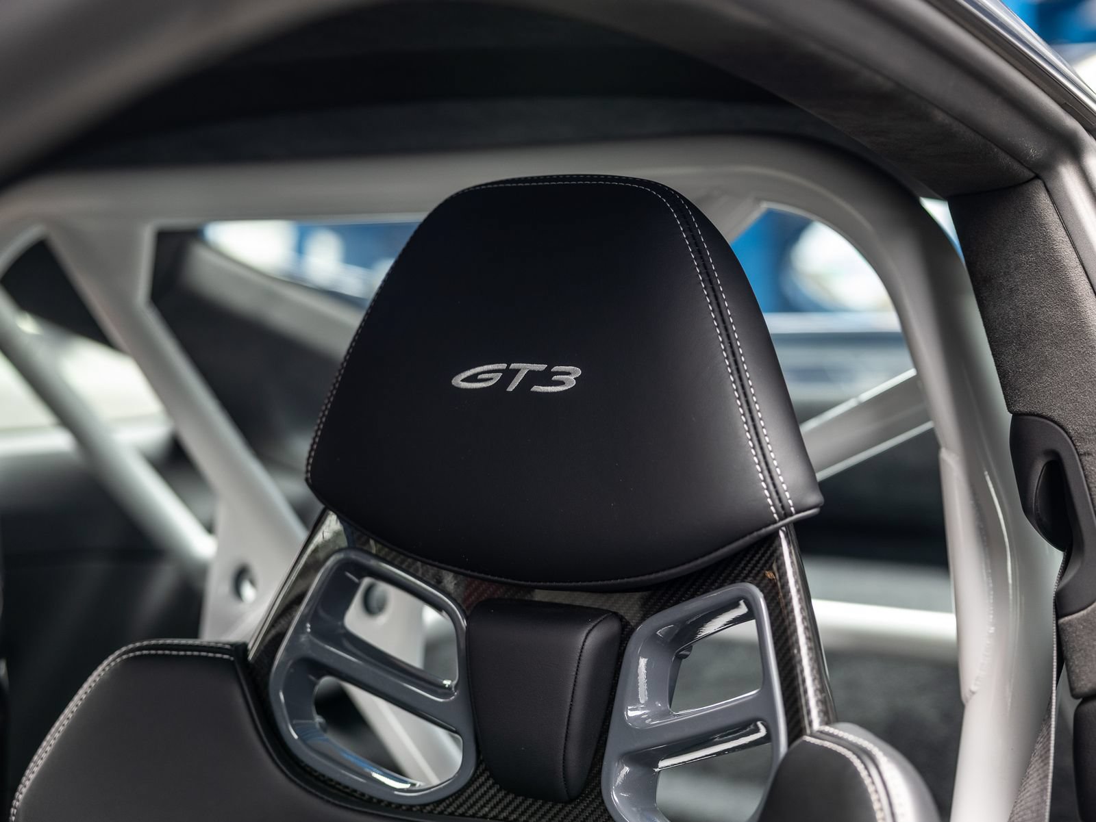 Certified 2022 Porsche 911 GT3 RWD image 55