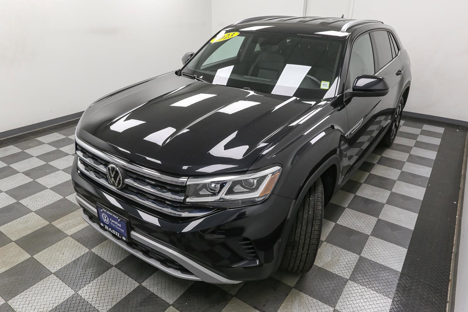 Certified 2023 Volkswagen Atlas Cross Sport SE image 7