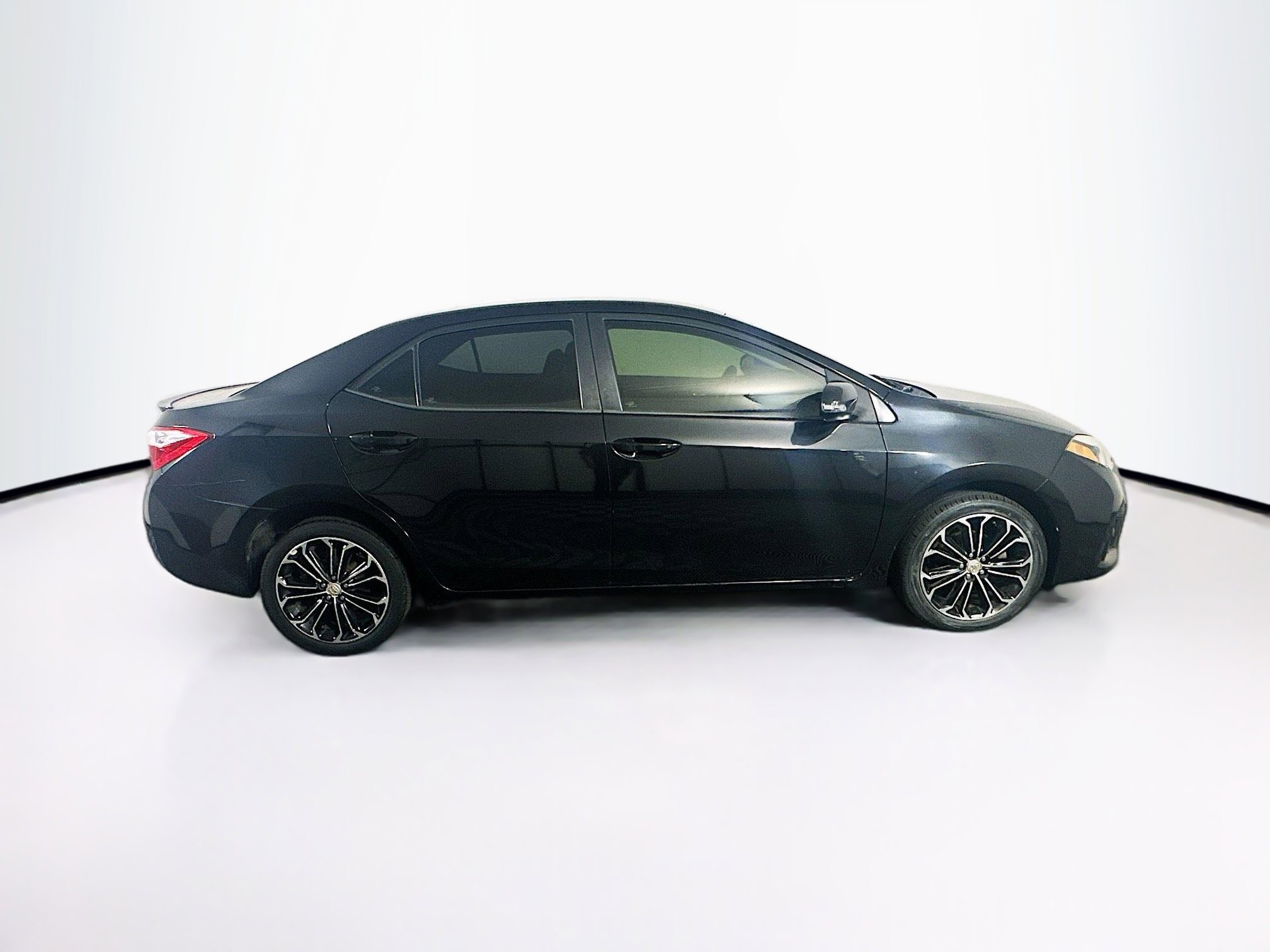 Used 2016 Toyota Corolla S FWD image 10