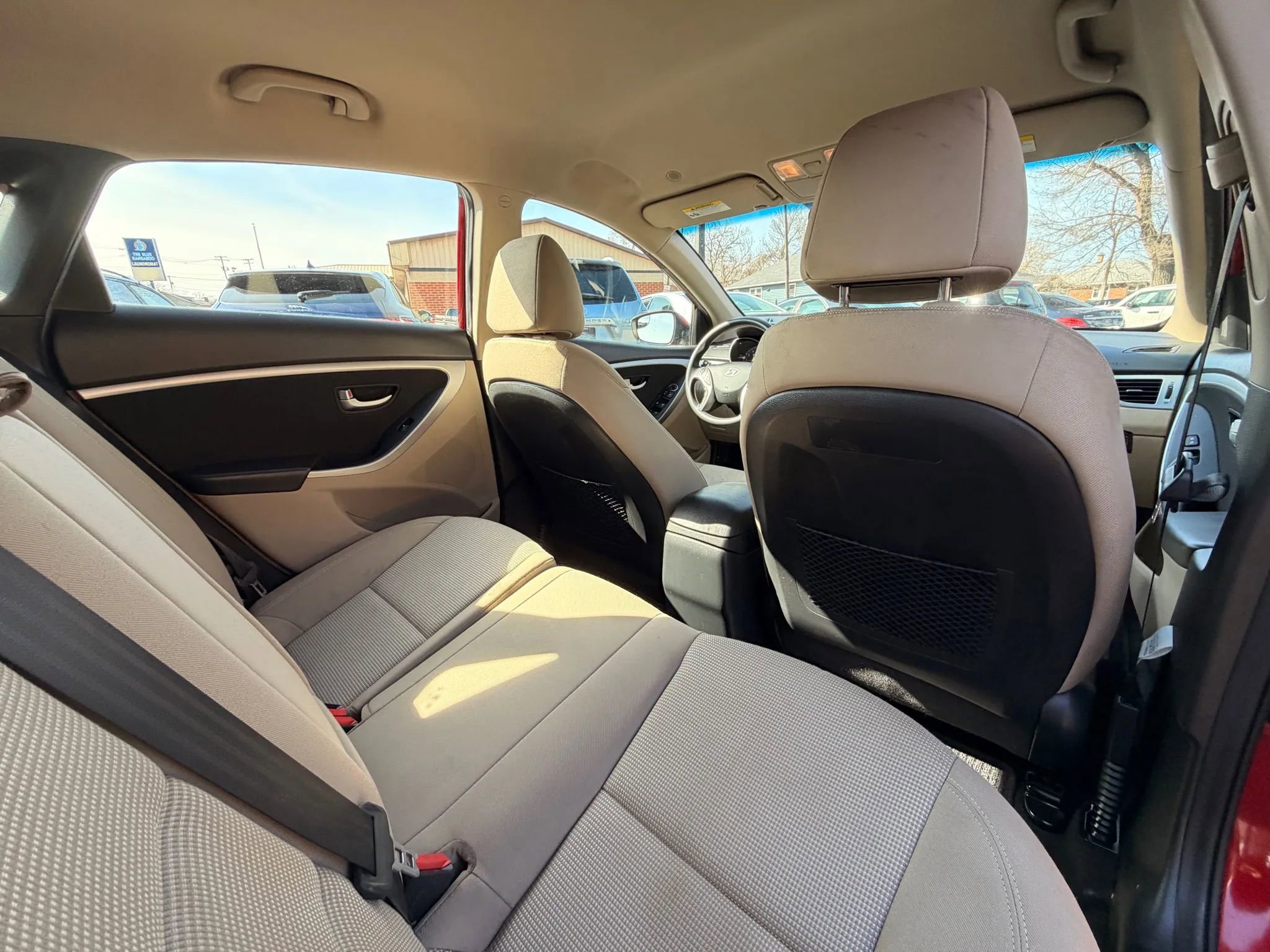 Used 2016 Hyundai Elantra GT FWD image 24