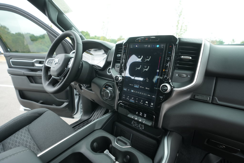 New 2026 RAM 1500 Big Horn AWD/4WD image 33