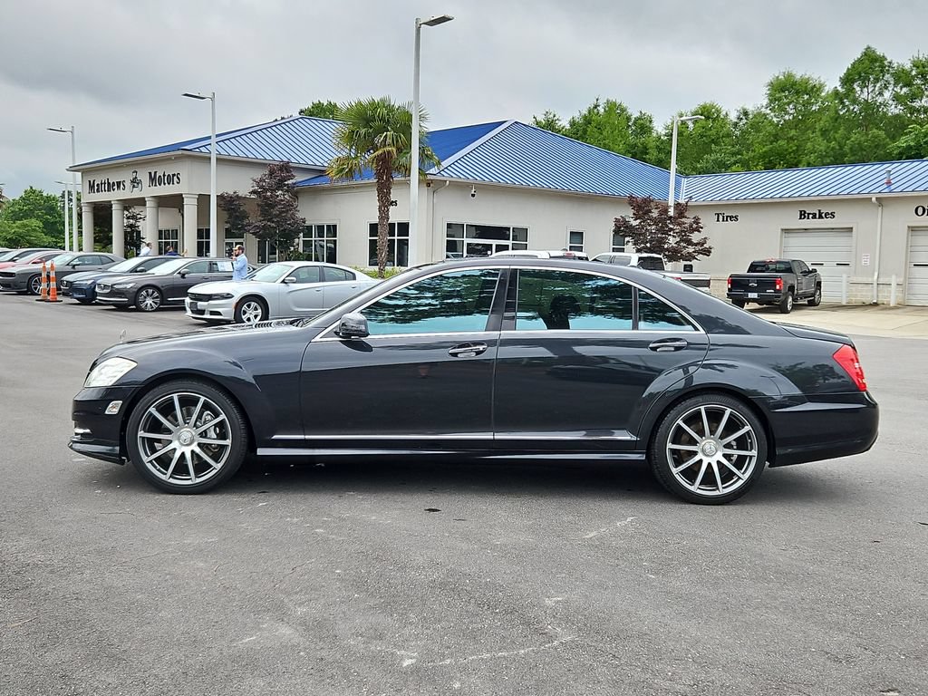 Used 2011 Mercedes-Benz S 550 w/ Sport Pkg image 4