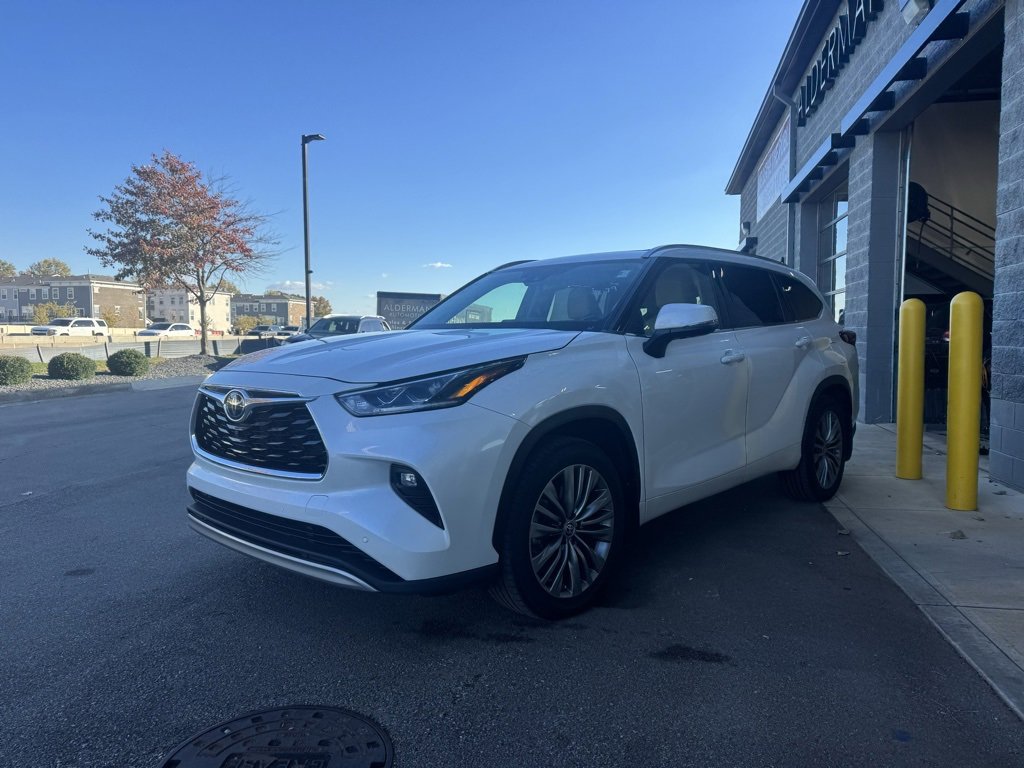 Used 2021 Toyota Highlander Platinum image 45