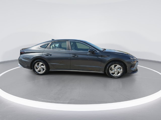 Certified 2026 Hyundai Sonata SE FWD image 9