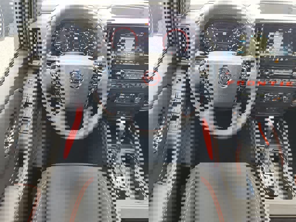 New 2025 Nissan Frontier PRO-4X image 8
