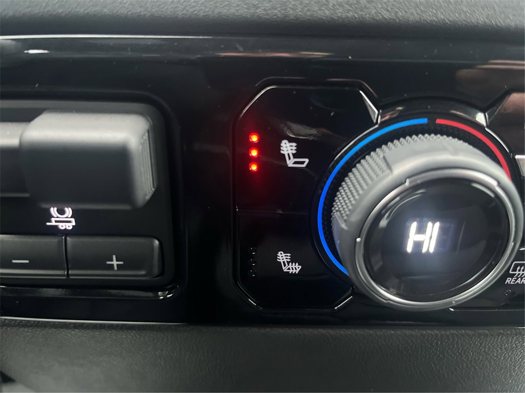 Used 2025 Chevrolet Silverado 1500 LT image 44