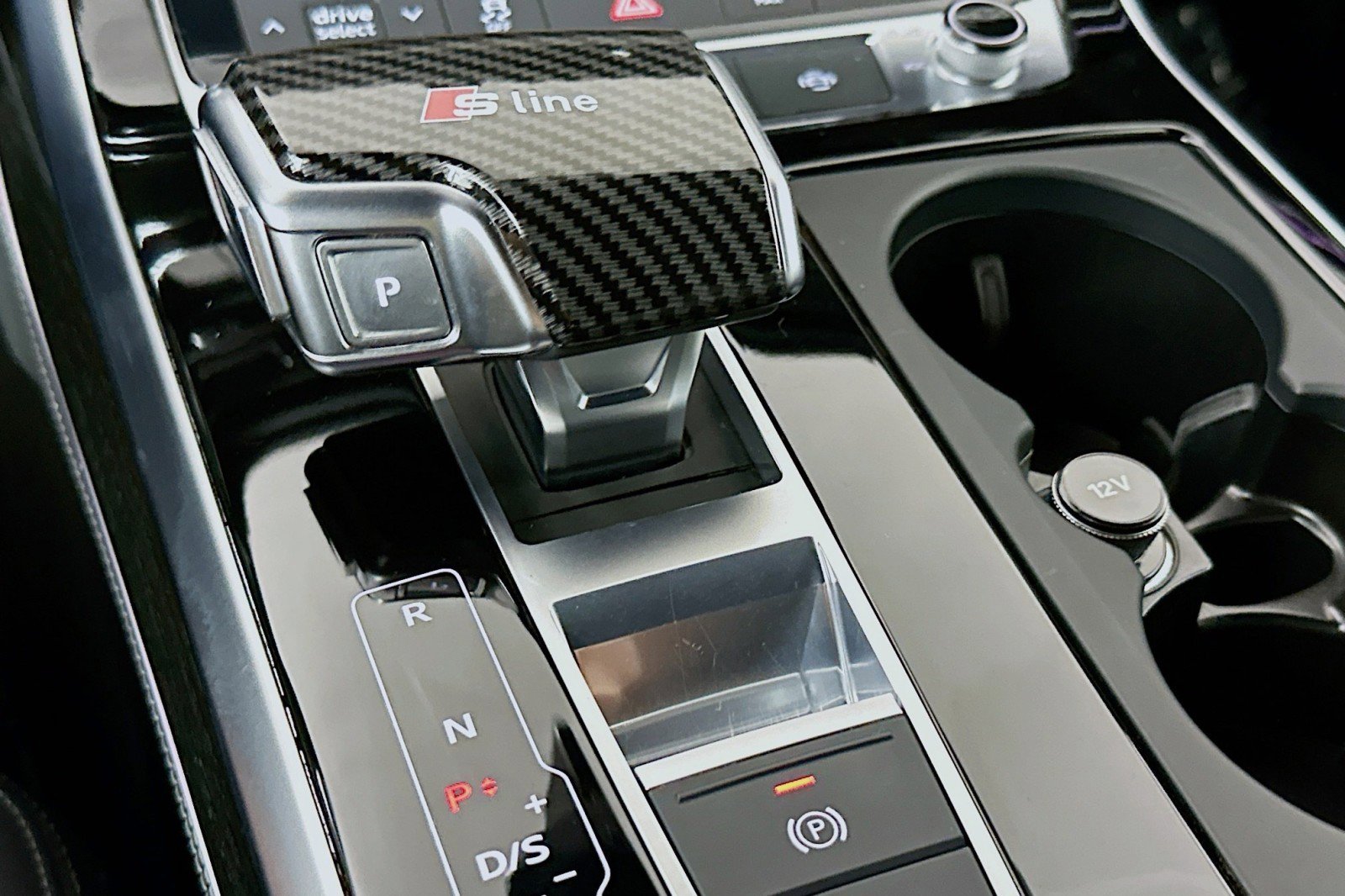 Used 2022 Audi Q8 Premium Plus w/ Premium Plus Package image 7