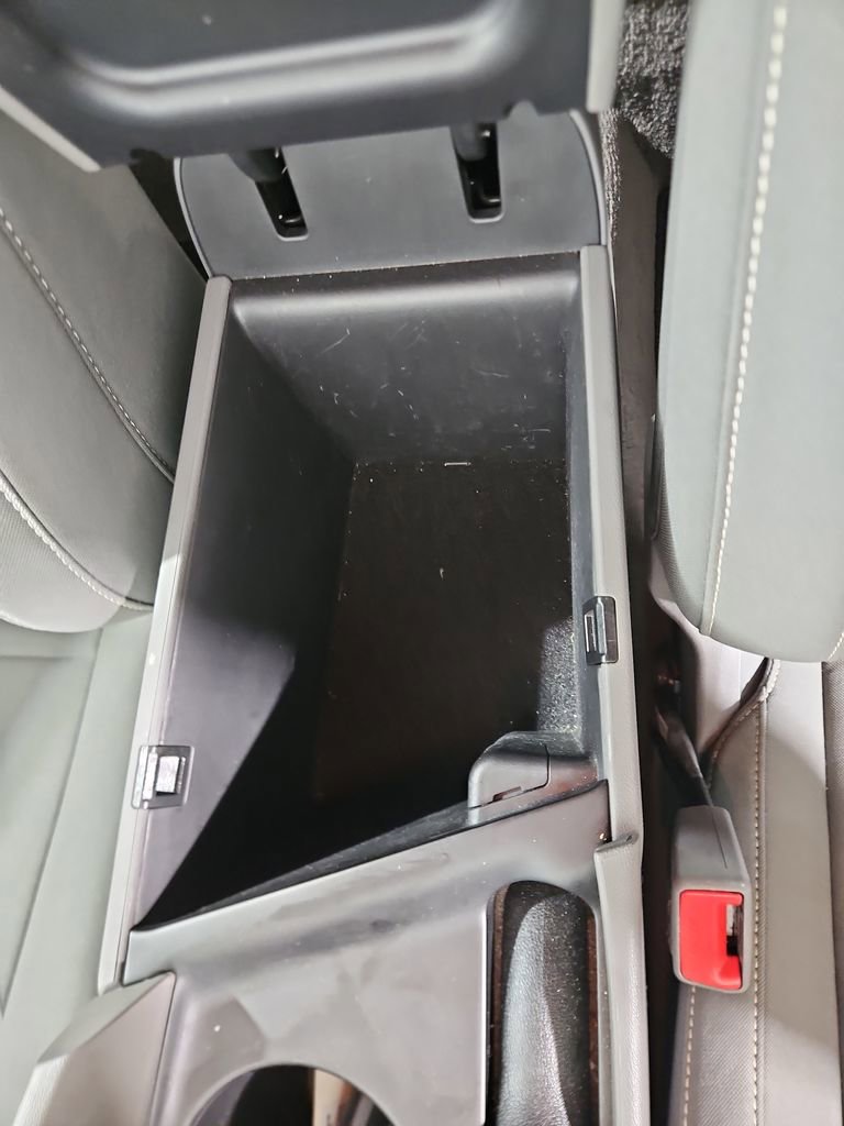 Certified 2022 Hyundai Elantra SEL FWD image 25