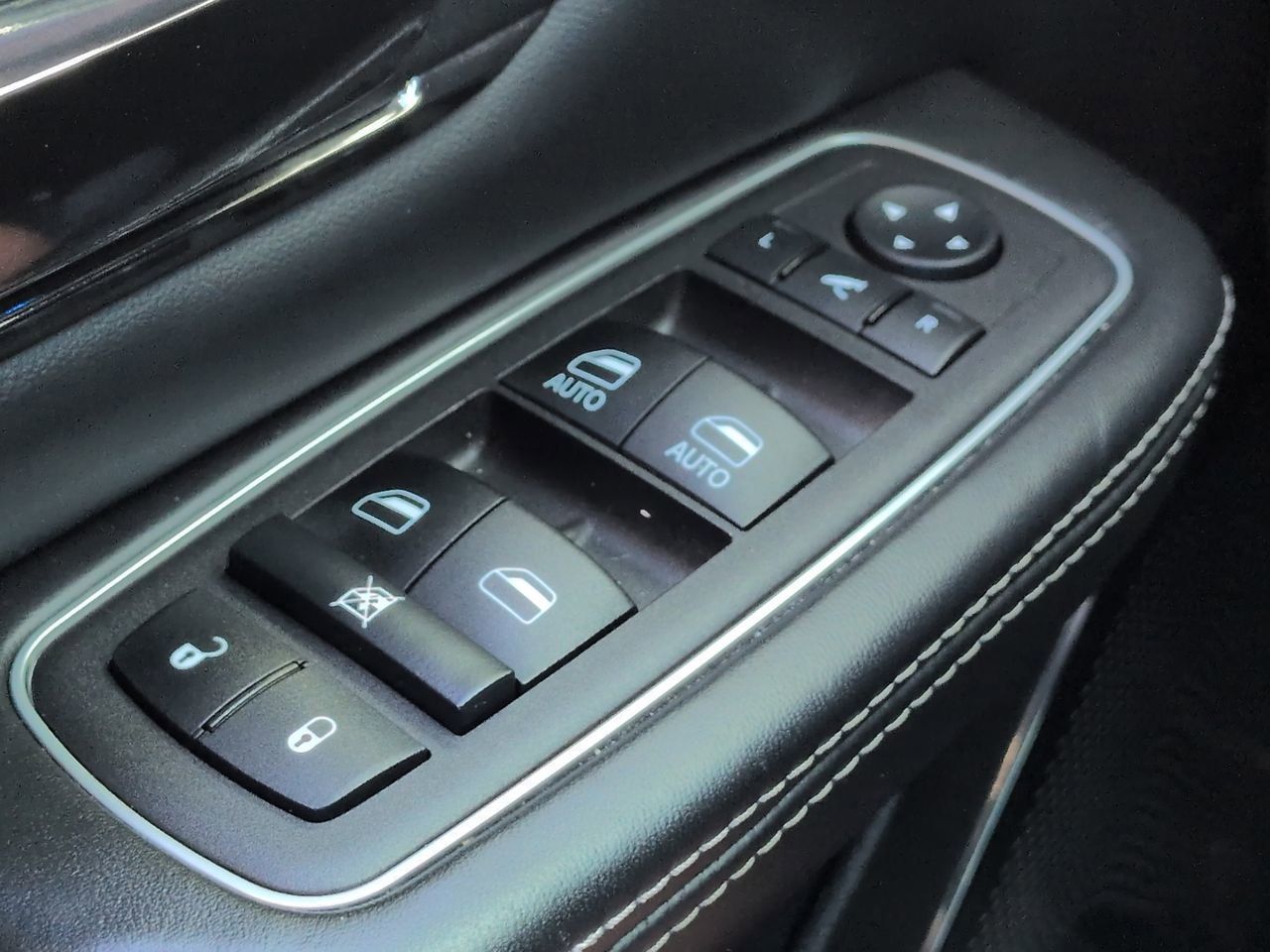 Used 2023 RAM 1500 Limited AWD/4WD image 24