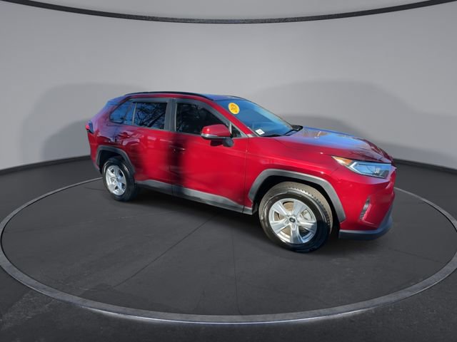 Used 2020 Toyota RAV4 XLE image 18