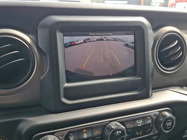 Used 2022 Jeep Wrangler Unlimited Sport AWD/4WD image 16