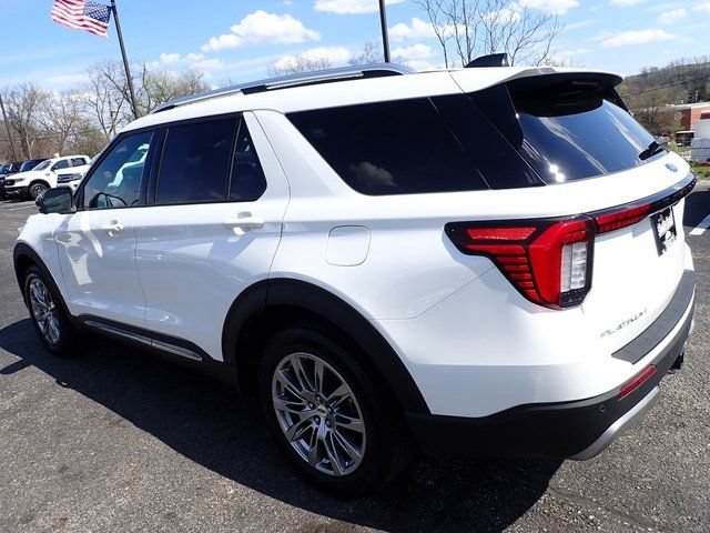 Used 2025 Ford Explorer Platinum AWD/4WD image 4
