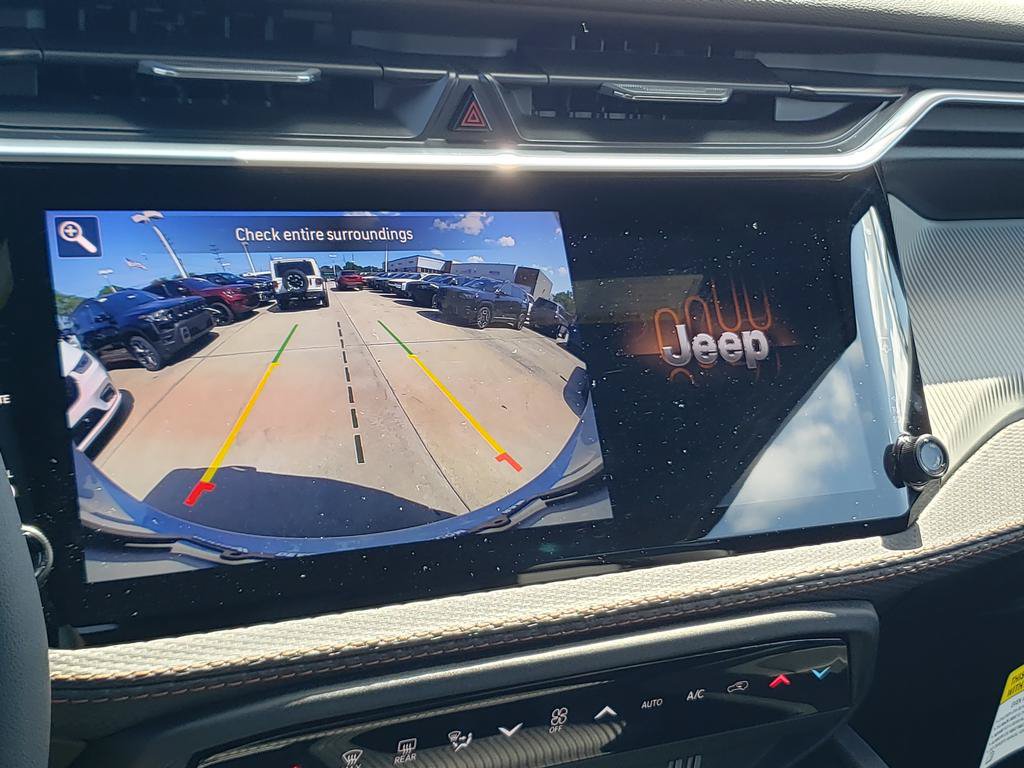 New 2026 Jeep Cherokee Limited AWD/4WD image 14