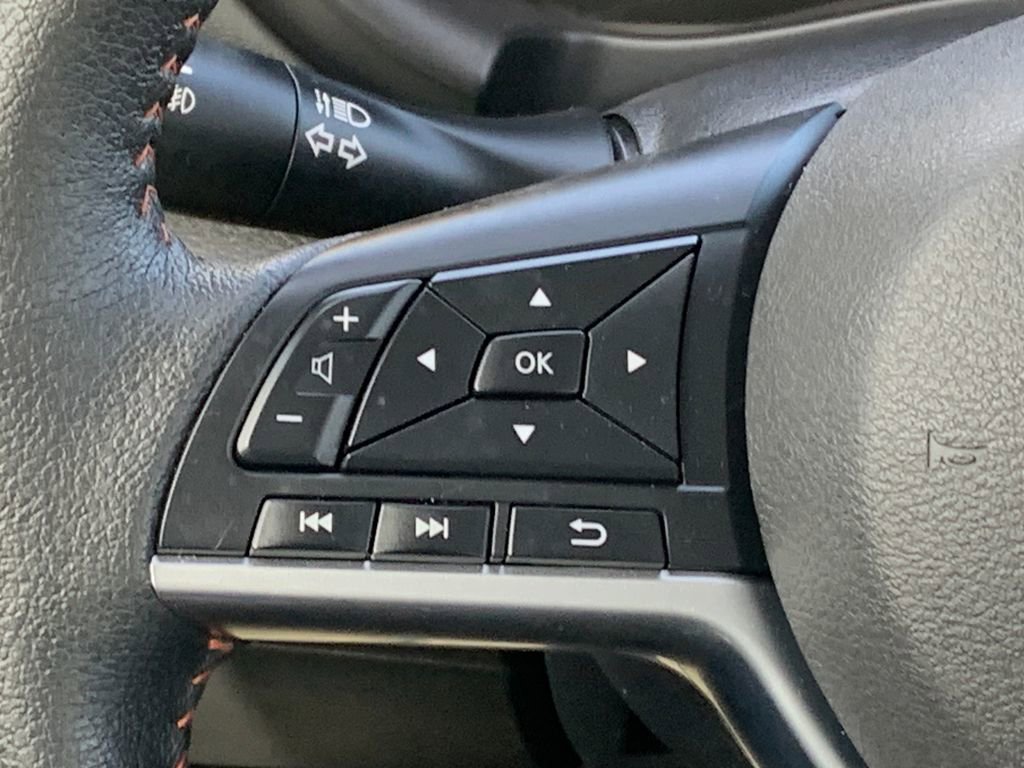 Used 2024 Nissan Kicks SR w/ SR Premium Package image 11