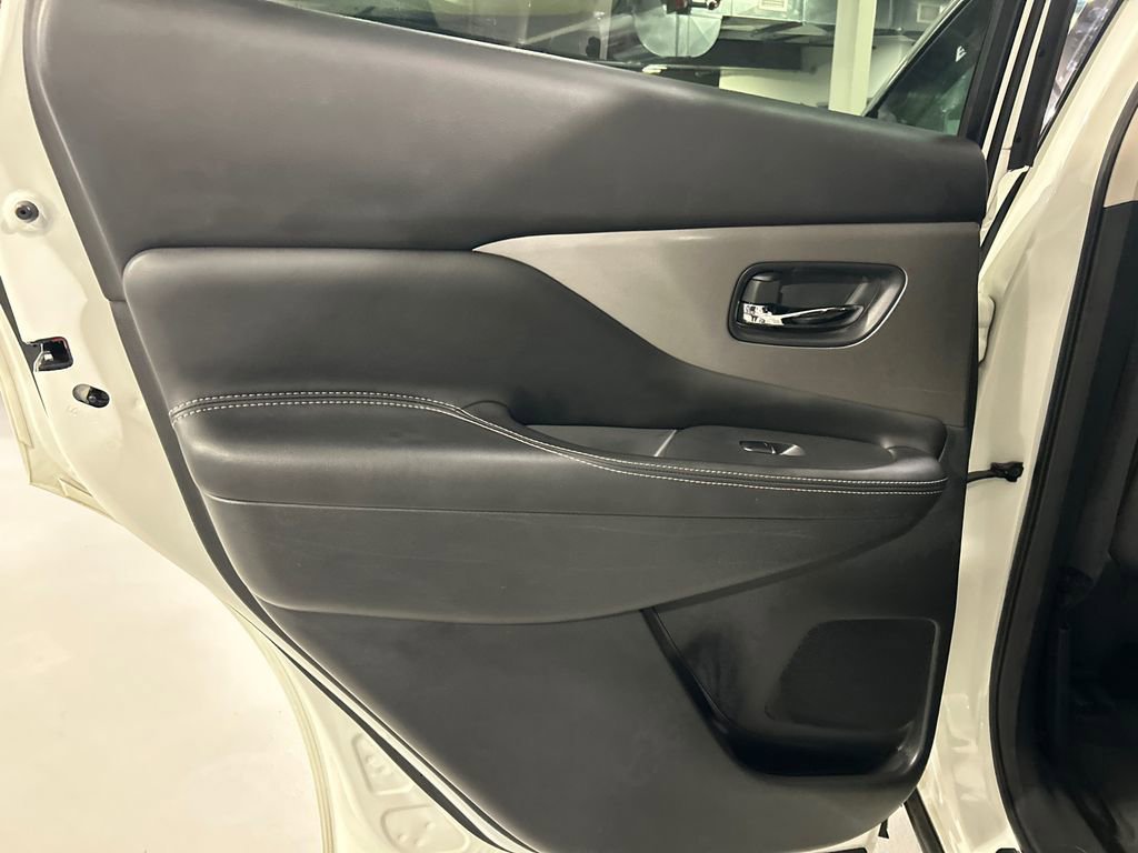 Used 2019 Nissan Murano SL w/ SL Technology Package AWD/4WD image 22
