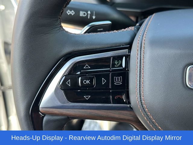 Used 2025 Jeep Grand Cherokee L Summit w/ Advanced Protech Group IV AWD/4WD image 8
