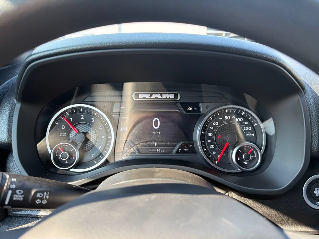 New 2027 RAM 1500 Express AWD/4WD image 7