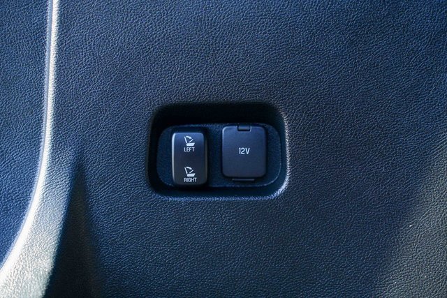 Used 2022 Ford Edge ST image 12