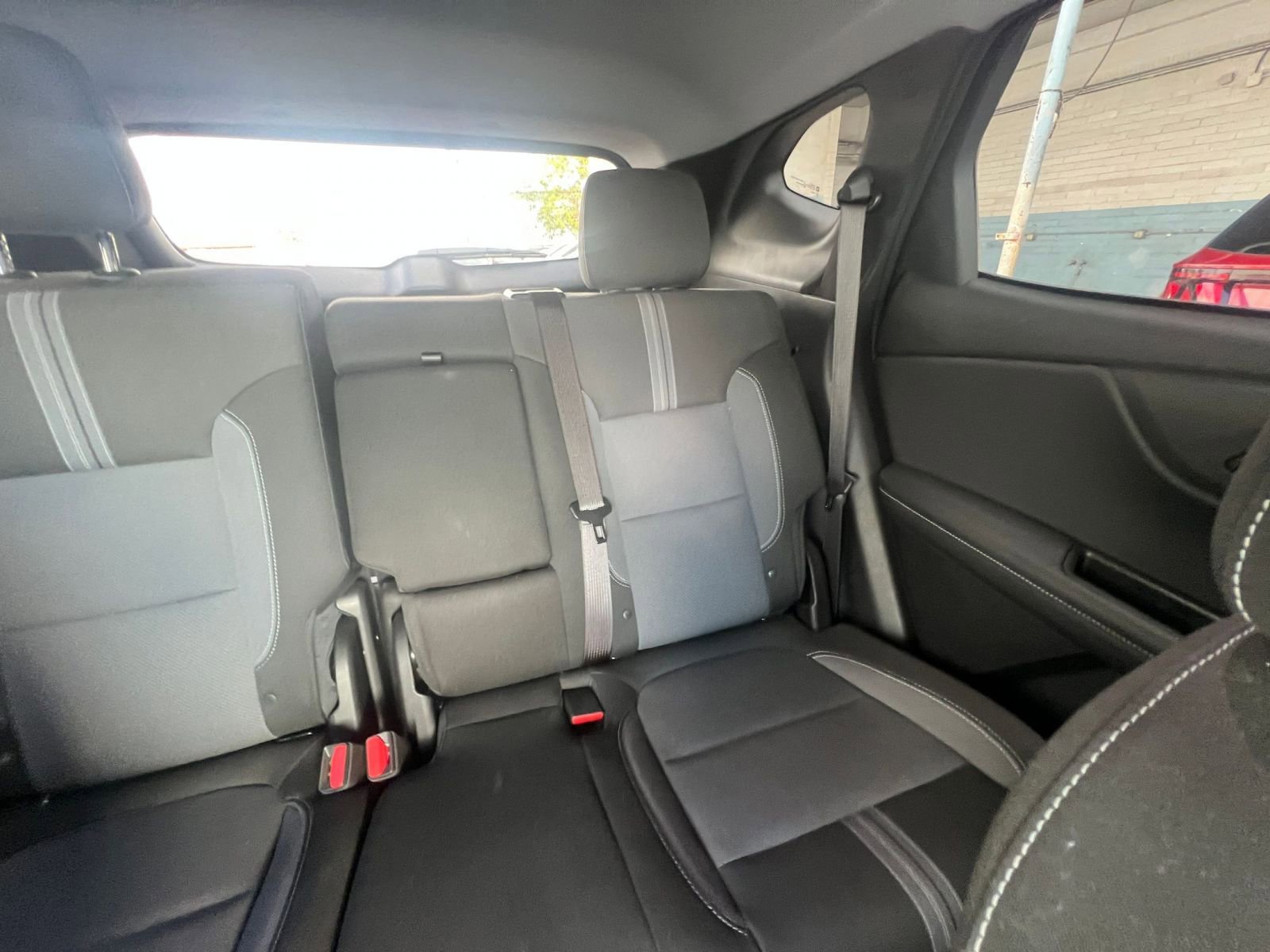 Used 2025 Chevrolet Blazer LT image 37