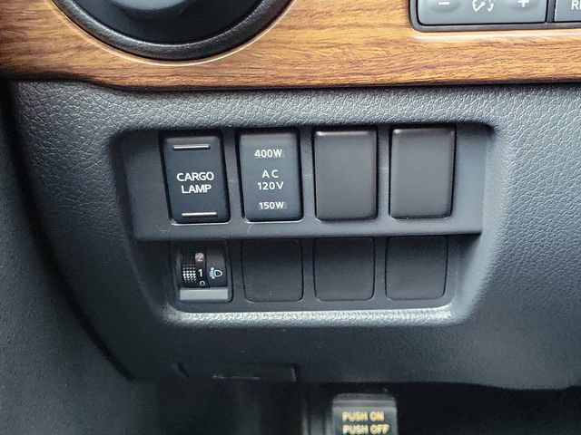 Used 2021 Nissan Titan Platinum Reserve w/ Moonroof Package AWD/4WD image 28