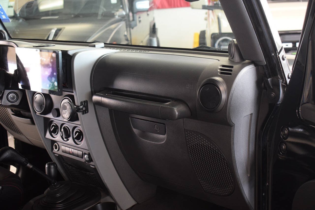 Used 2008 Jeep Wrangler X AWD/4WD image 44