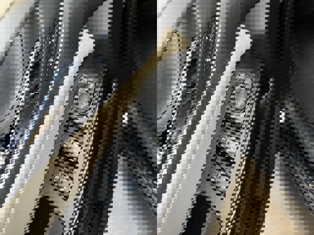 Certified 2023 Chevrolet Traverse LS image 4