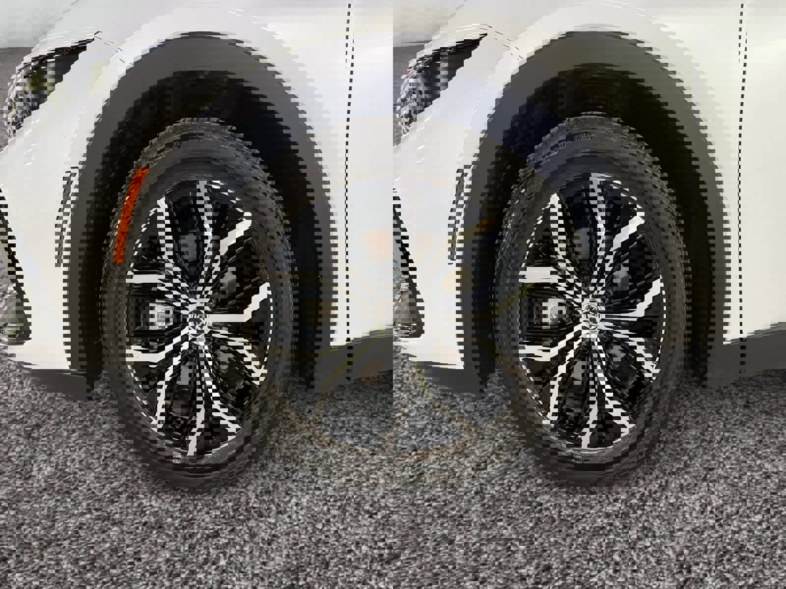 Used 2025 Toyota Crown XLE image 18