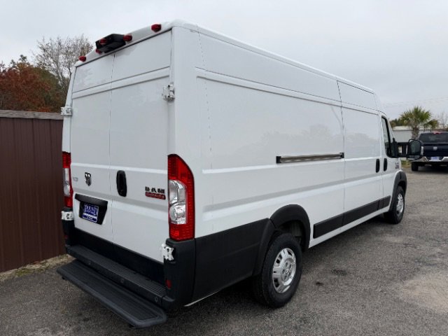 Used 2020 RAM ProMaster 3500 w/ Interior Convenience Group image 7